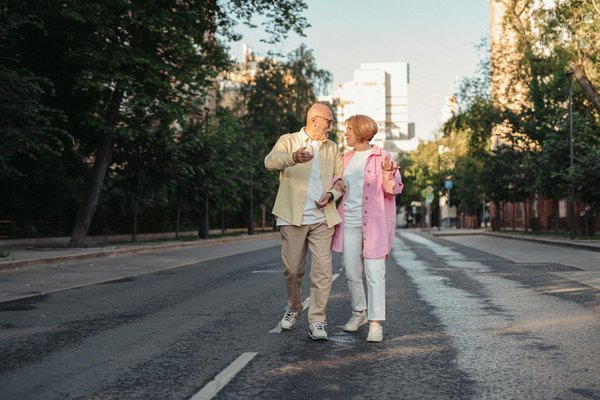 What Are the Most Effective Exercise Routines for Senior Health?